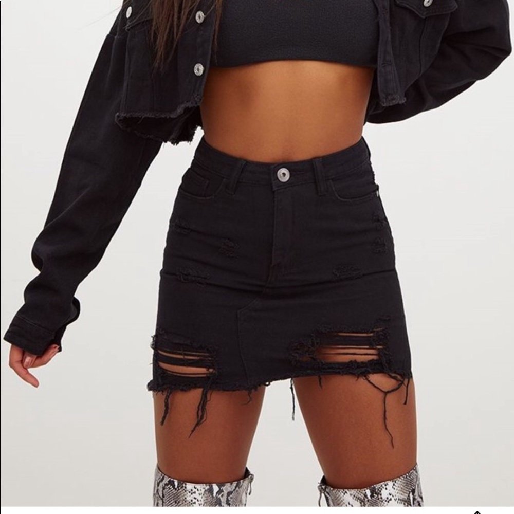 NWT PrettyLittleThing Black Denim Skirt